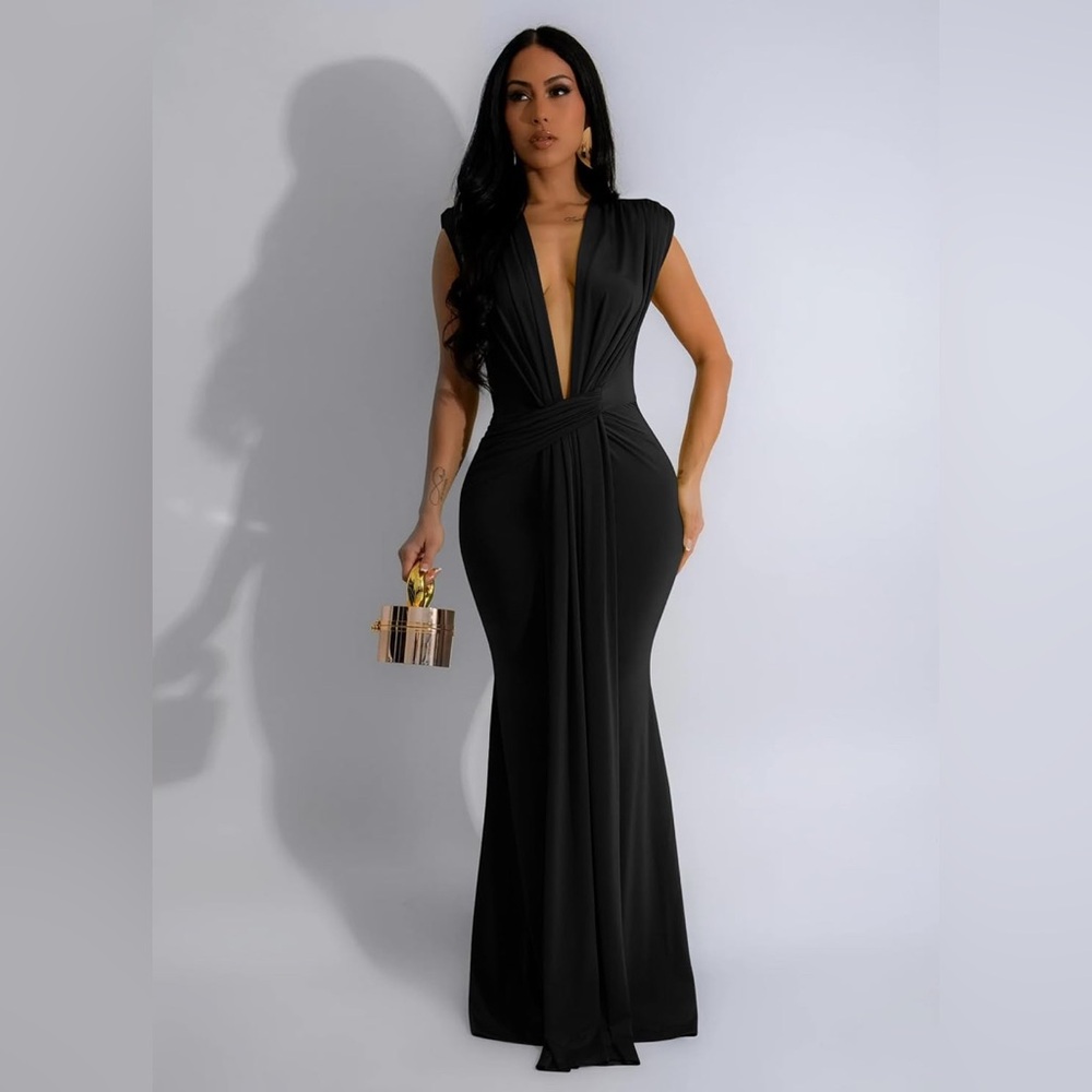 Evening Gown by Memoriesea Size XL EUC
